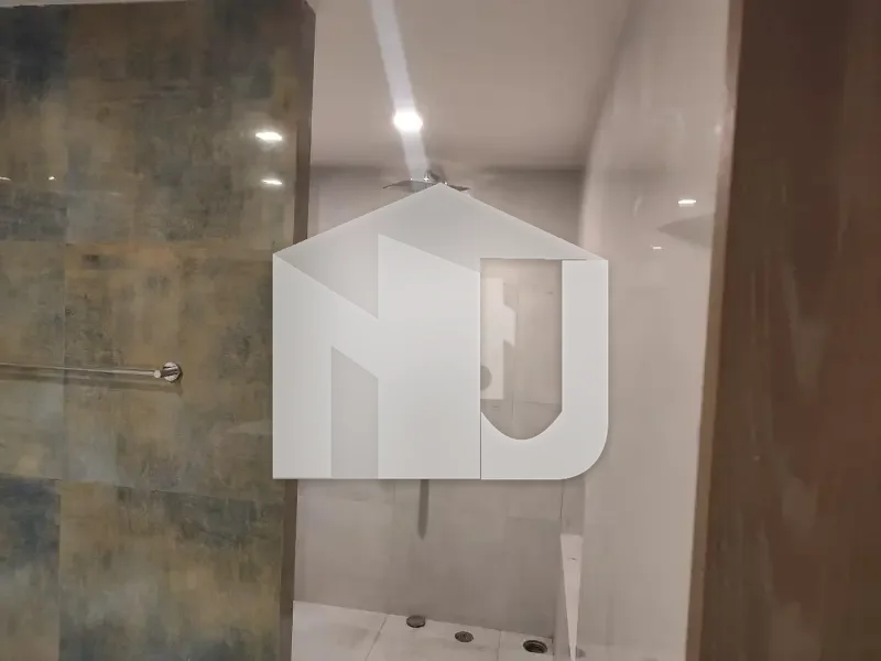 Outclass Newly Constructed House For Rent, photo 17