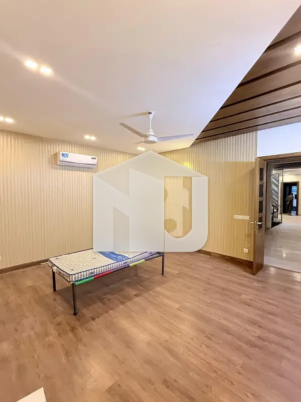 Brand New House With Swimming Pool, photo 4