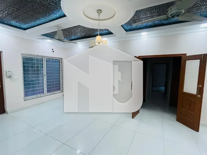 Luxurious House On Prime Location Available For Rent In Islamabad Pakistan., photo 3