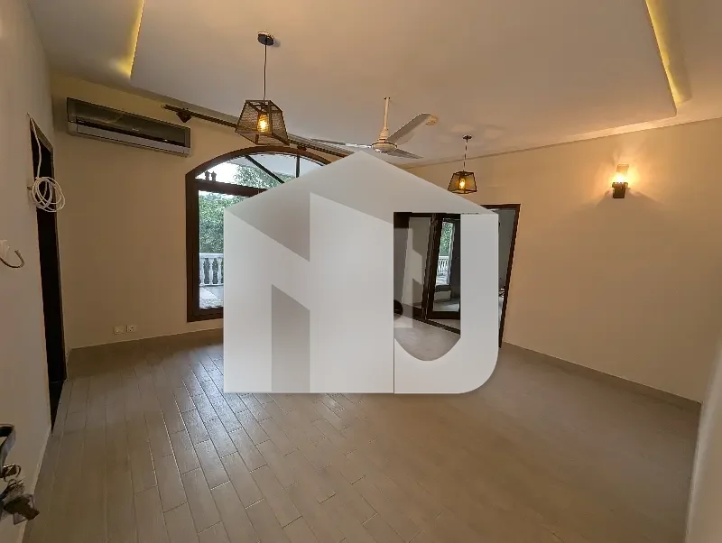 Luxurious House Front Back Garden On Prime Location Available For Rent In Islamabad, photo 10