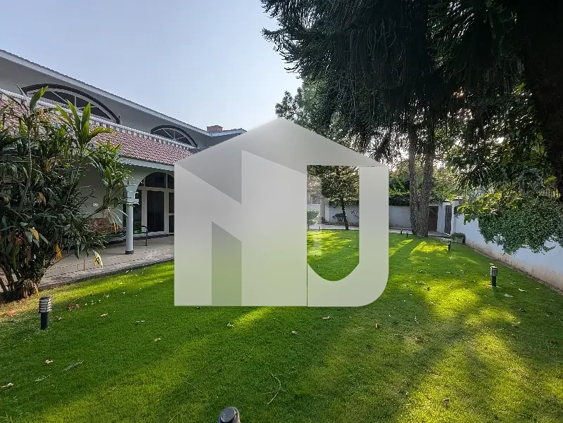 Luxurious House Front Back Garden On Prime Location Available For Rent In Islamabad, photo 7