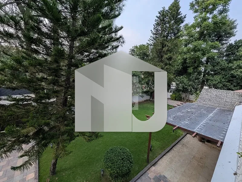 Luxurious House Front Back Garden On Prime Location Available For Rent In Islamabad, photo 15