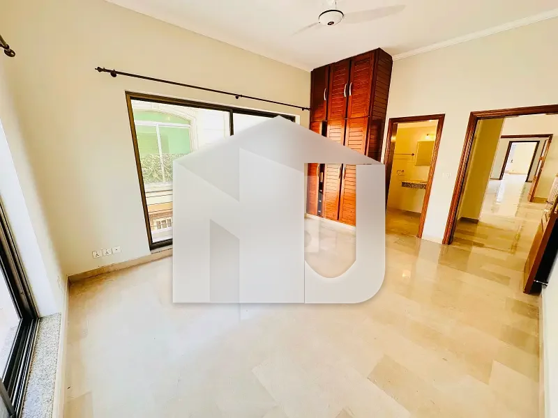 F-7, ISLAMABAD 500 Sq. Yds. House Available for Rent Prime Location F-7, Islamabad, photo 14
