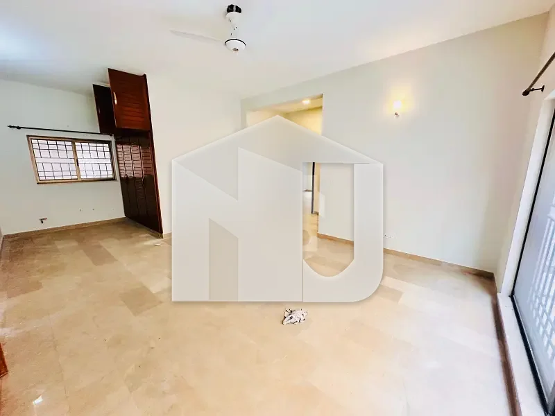F-7, ISLAMABAD 500 Sq. Yds. House Available for Rent Prime Location F-7, Islamabad, photo 8