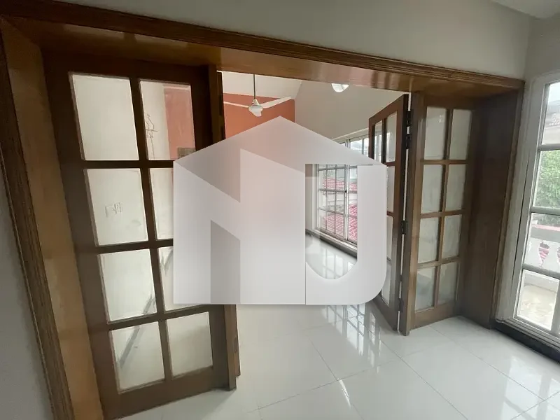 E-11 tile flooring double story house for rent, photo 2