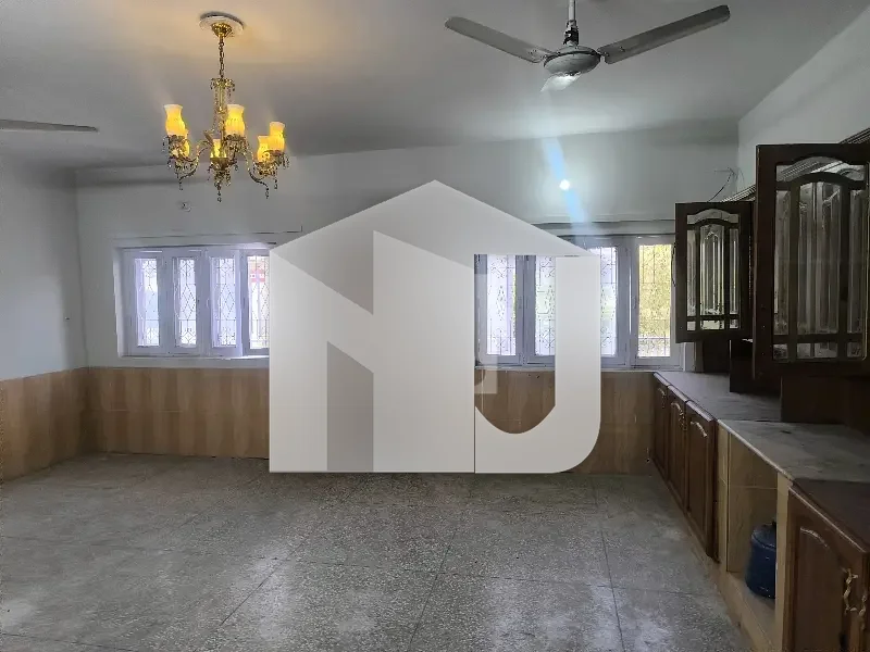 6 Bedrooms &Amp; 6 Bathrooms 2D TV Lounge &Amp; 2 Kitchen, photo 14