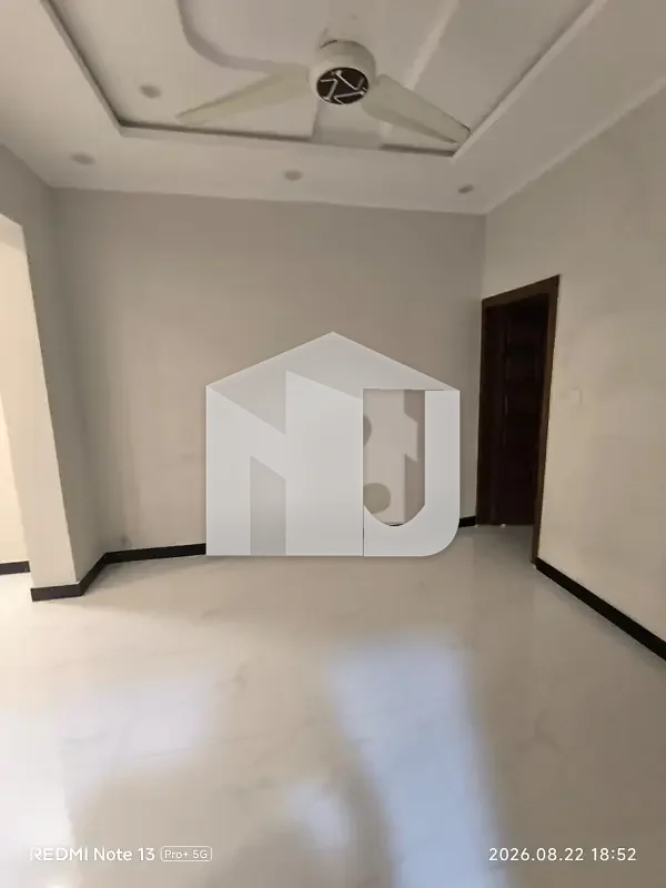 6 Bedrooms House Available For Rent, photo 3