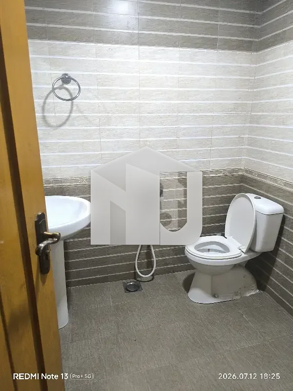 7 Bedrooms With Attached Bathroom AC House For Rent, photo 9
