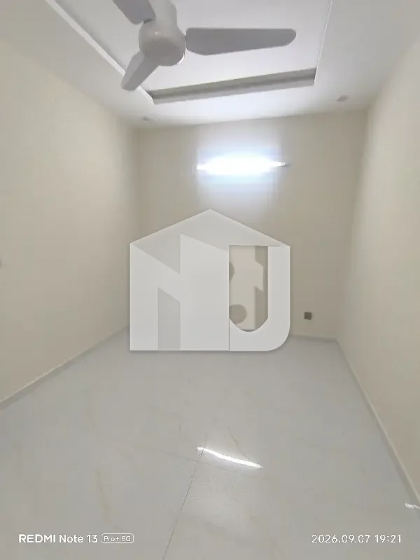 5 Bedrooms & 6 Bathrooms Full House Available For Rent In G-9, photo 10