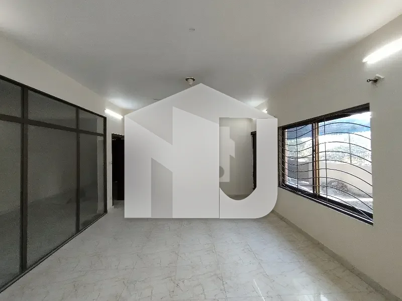 A Beautiful 500 Yard House Is Available For Rent, photo 15