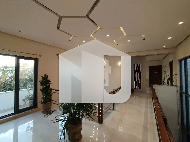 With A Swimming Pool A Beautiful House Is Available For Rent, photo 3