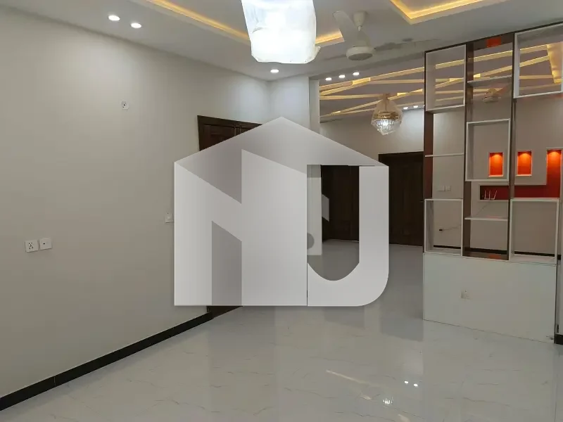 Aesthetic House Of 10 Marla For rent Is Available, photo 25