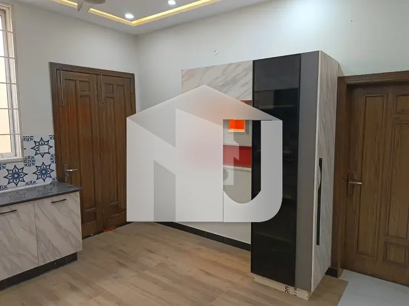 Aesthetic House Of 10 Marla For rent Is Available, photo 19