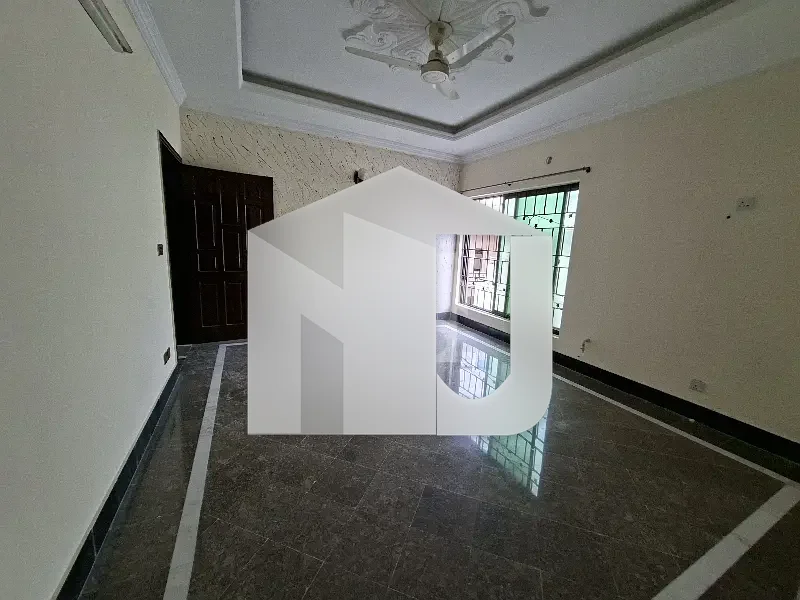 E-11/3 Beautiful Location House For Rent, photo 17