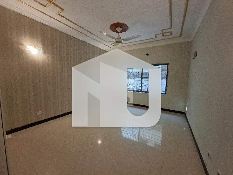 E-11/3 Multi Double Story Full House 5bedrooms, photo 8
