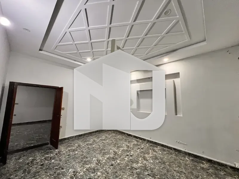 10 Marla Triple Storey House Available For Rent G-13/2, photo 25
