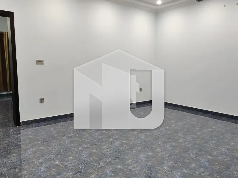 10 Marla Premium House for Rent | 5 Beds | G+1, photo 14