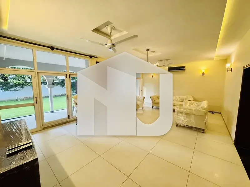 Brand New Luxurious House For Rent On Most Prime Location, photo 9