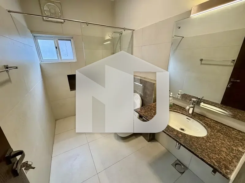 Brand New Luxurious House For Rent On Most Prime Location, photo 7