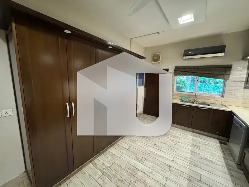 Brand New Luxurious House For Rent On Most Prime Location, photo 22