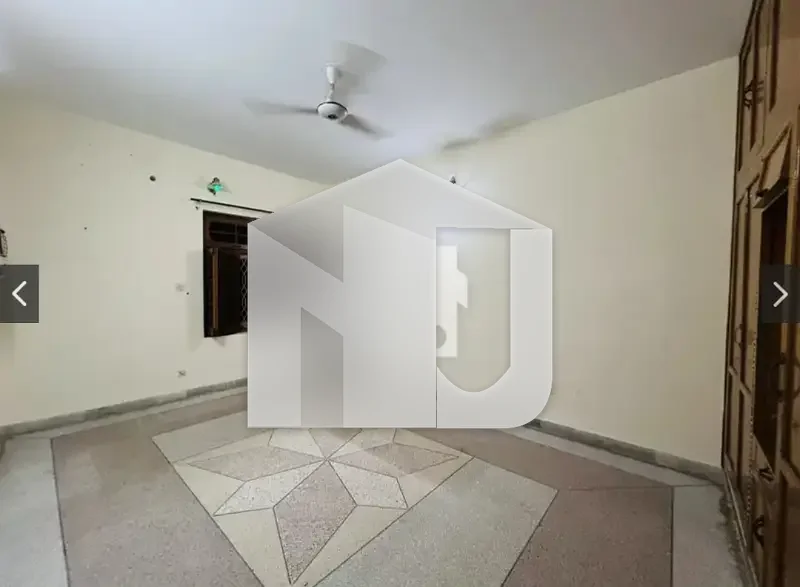 I-8/3 VERY NEAR TO MARKAZ 12 MARLA INDEPENDENT HOUSE 5 BED 4 BATH BASEMENT HALL 280K FINAL NO BARGAINING, photo 5