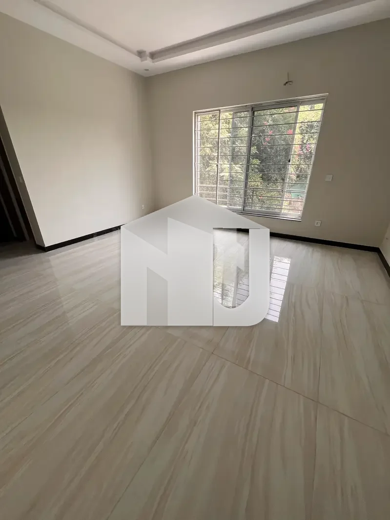 BRAND NEW HOUSE FOR RENT F 11 AC INSTALLED SIZE ONE KANAL, photo 4