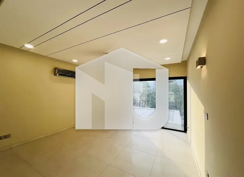 F-7 Triple Story Luxury House, photo 12