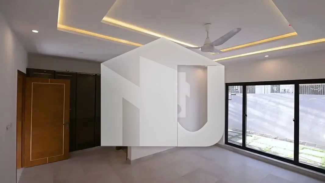 MODERN DESIGN LUXURIOUS HOUSE IN F-6 ISLAMABAD, photo 16