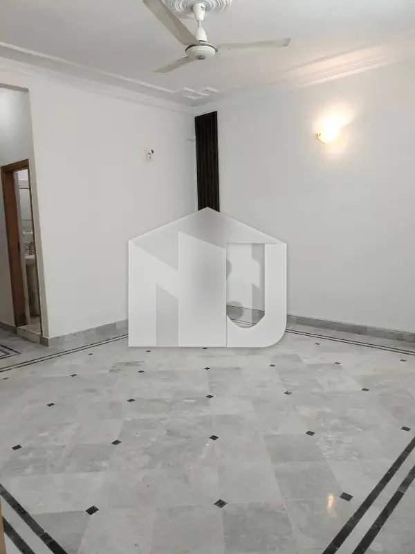 F-11 Beautiful Location Full House Available For Rent, photo 12