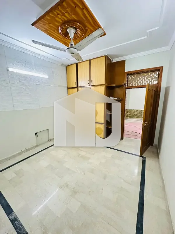 Spacious House Is Available For rent In Ideal Location Of G-11, photo 6