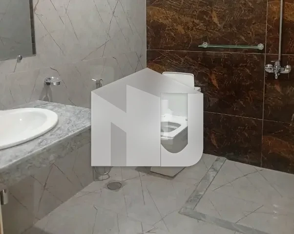 In G-11 Of G-11, A 7 Marla House Is Available, photo 3