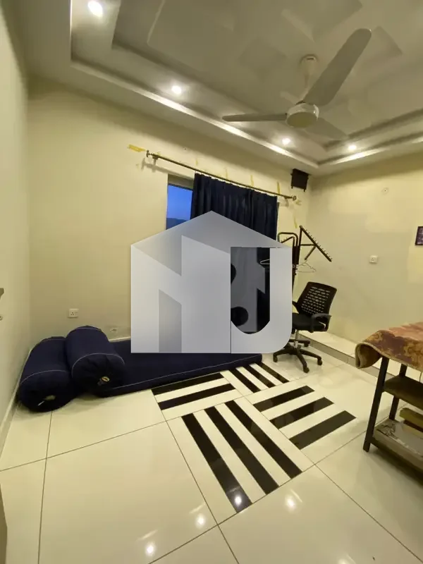 D-12 Islamabad 4Marla Brand New Condition Furnished House For Rent 3bed With Washroom Lounge Kichen Steady Room Servant Room Parking Gas Electric, photo 9