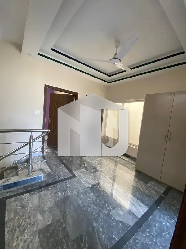 House Of 5 Marla Available For Rent In D-12/1, photo 2