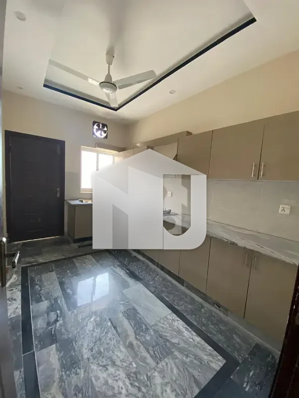 House Of 5 Marla Available For Rent In D-12/1, photo 7