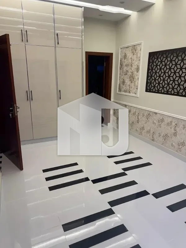 D-12/1 4 Marla House For Rent 4 Bed With Washroom Lounge 2 Kitchen Servant Parking Gas Electricity, photo 7