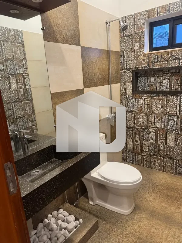 D-12/1 4 Marla House For Rent 4 Bed With Washroom Lounge 2 Kitchen Servant Parking Gas Electricity, photo 9