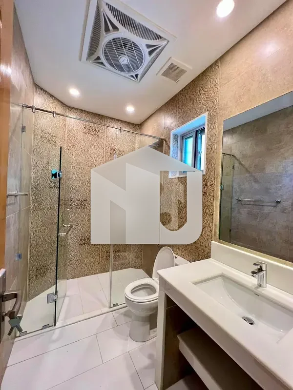 HOUSE AVAILABLE FOR RENT Prime Location: F-8, Islamabad 533 Sq. Yards House, photo 14