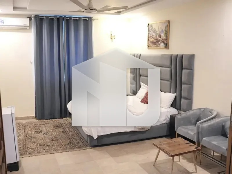 Fully Furnished House Available For Rent Having 25 Bedroom's With Beautiful Big Lawn, photo 2