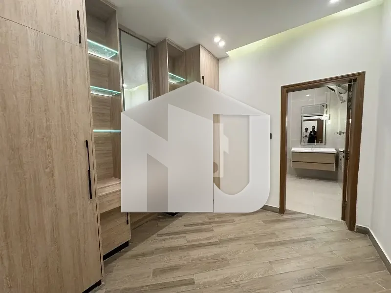 Most Luxurious House For Rent With 03 Karnal Extra Land On Most Prime Location In G6/3, photo 5
