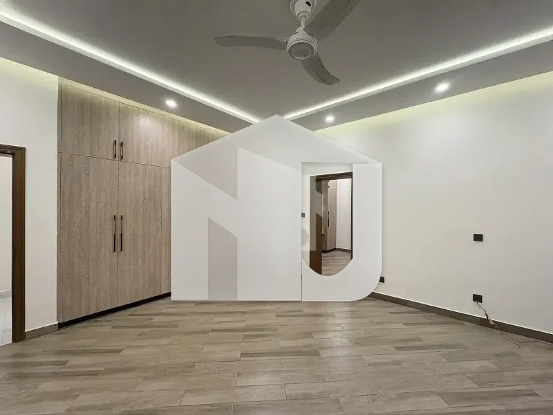 Most Luxurious House For Rent With 03 Karnal Extra Land On Most Prime Location In G6/3, photo 6