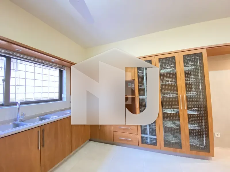 Beautiful House With Two Car Porch Available For Rent On Prime Location, photo 12