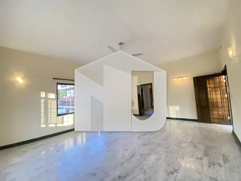 Beautiful House With Two Car Porch Available For Rent On Prime Location, photo 28