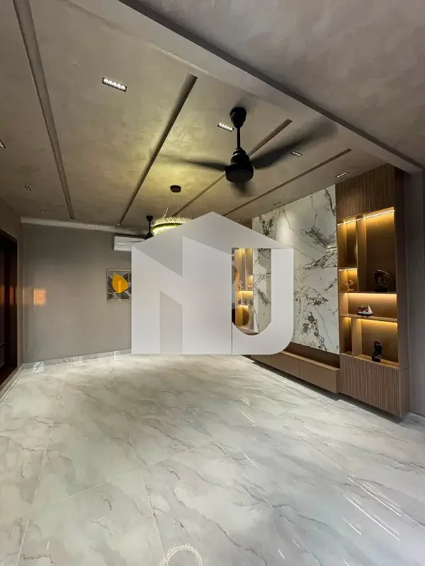 ONE KANAL BRAND NEW LUSH DESIGNER HOUSE FOR RENT IN DHA 2 ISB, photo 17