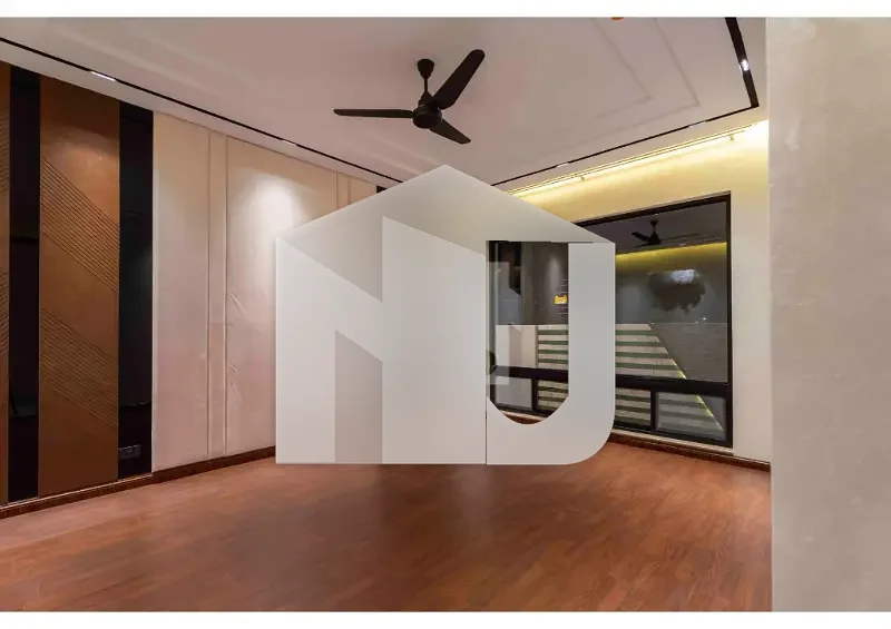 ONE KANAL BRAND NEW LUSH DESIGNER HOUSE WITH SOLAR FOR RENT IN DHA 2 ISB, photo 13