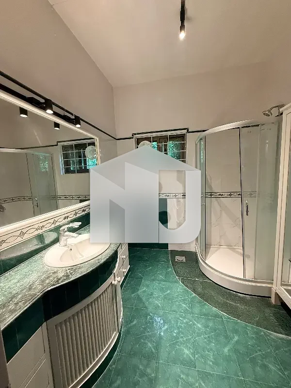 Beautiful & Spacious 4 Bedroom 1000 sq. yd House for Rent in E-7 Islamabad VIP Location Garden Servant Room Ideal Family Living, photo 6