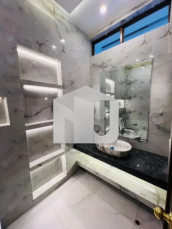 Beautiful Ultra Luxury Brand New 9 Bedrooms House Available For Rent In F-7 Islamabad | VIP Location | Prime Living Opportunity, photo 3
