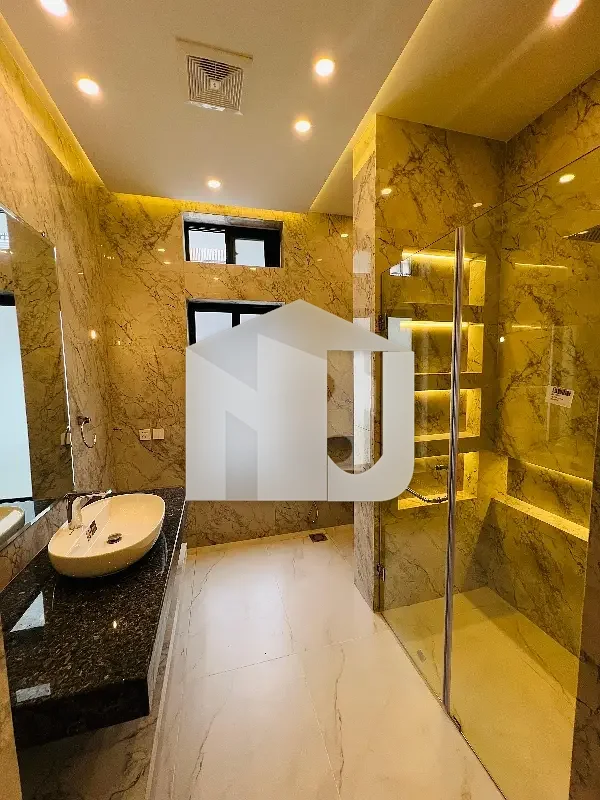 Beautiful Ultra Luxury Brand New 9 Bedrooms House Available For Rent In F-7 Islamabad | VIP Location | Prime Living Opportunity, photo 20