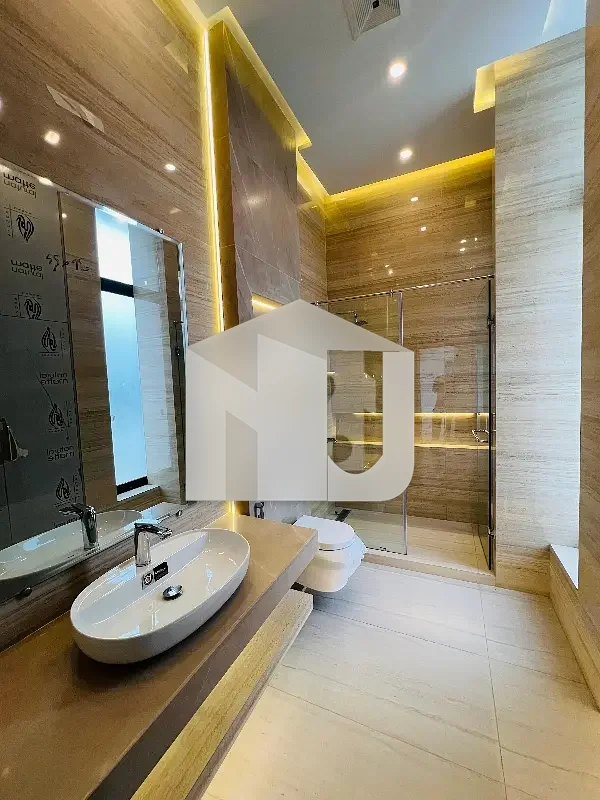 Beautiful Ultra Luxury Brand New 9 Bedrooms House Available For Rent In F-7 Islamabad | VIP Location | Prime Living Opportunity, photo 16