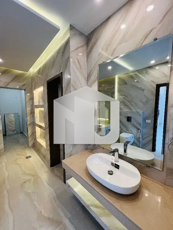 Beautiful Ultra Luxury Brand New 9 Bedrooms House Available For Rent In F-7 Islamabad | VIP Location | Prime Living Opportunity, photo 12