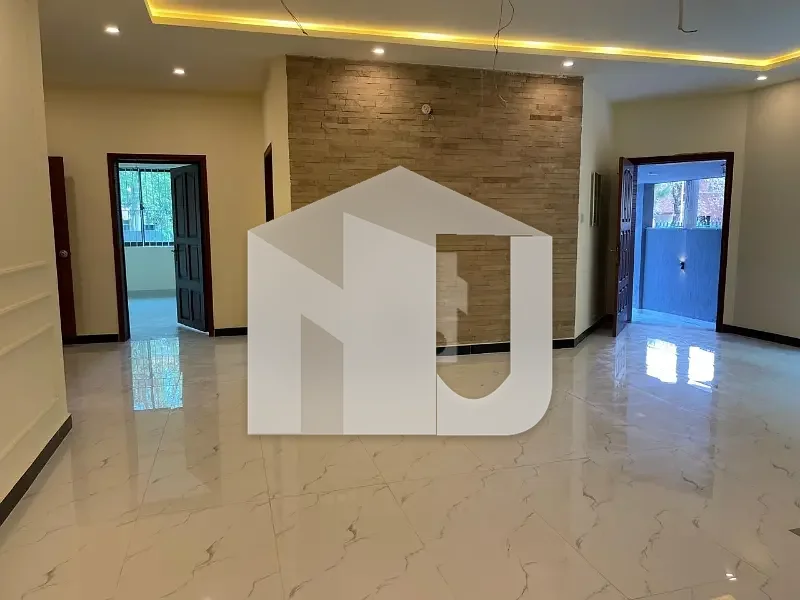 Beautiful Luxurious 6 Bedroom House for Rent in Prime F Sector Islamabad | Double Kitchen | 2 TV Lounges | Servant Quarters | Beautiful Garden | Near Park & Market | VIP Location | Best Price 7 Lac, photo 16